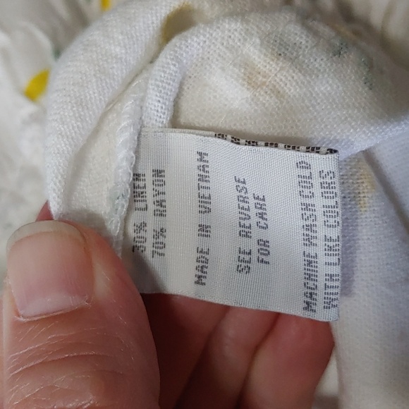 April Kiss linen blend shorts size small lemons - Picture 4 of 10